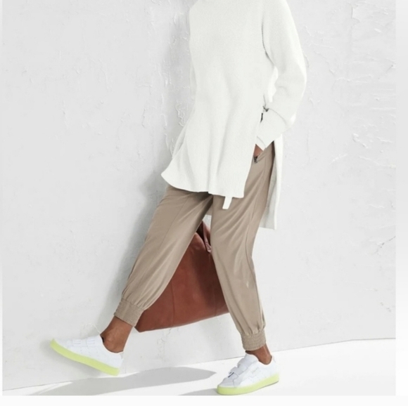 Athleta Pants - Athleta Camden Joggers